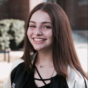 5be0b595d6e2116f0e70f37f_ וייז, חנה