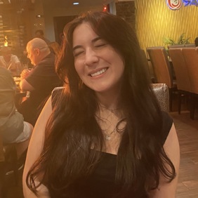 6553edeffc94acd7036f7b30_תמונה של חנה