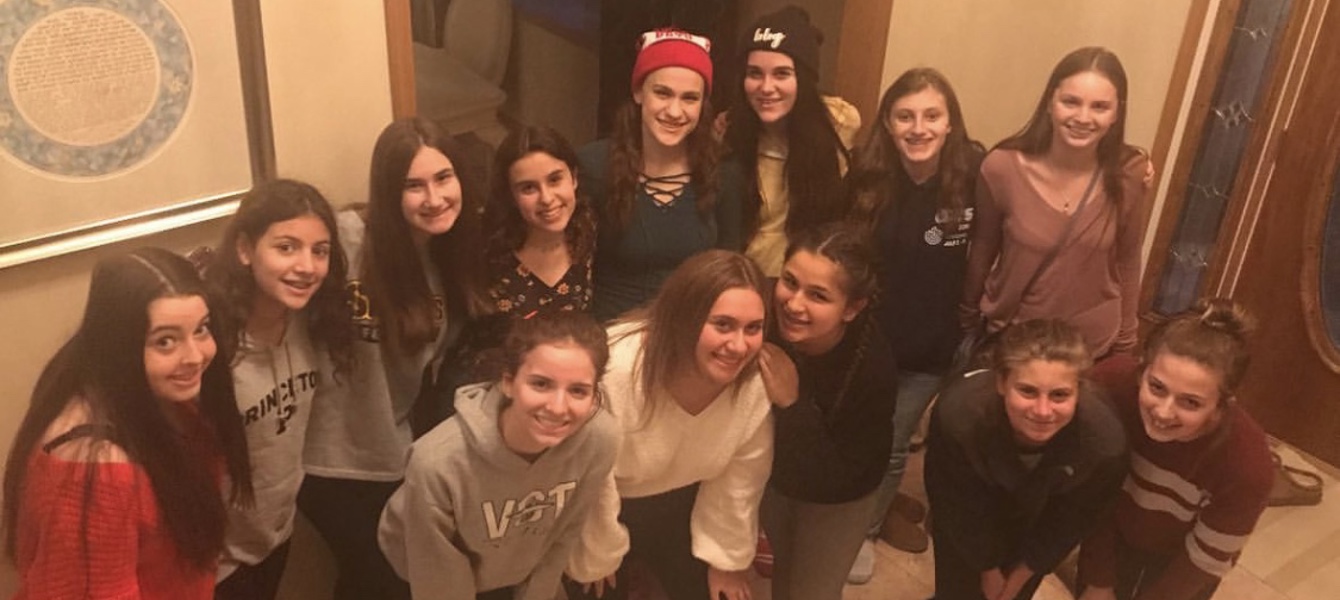 5e1ddd75c4af5143eade94b7_IMG_7264