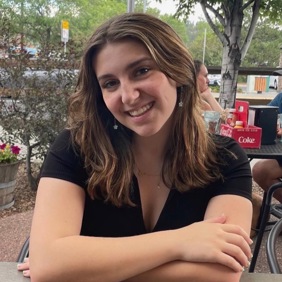 63da85a86221a41b259b07d6_לילי