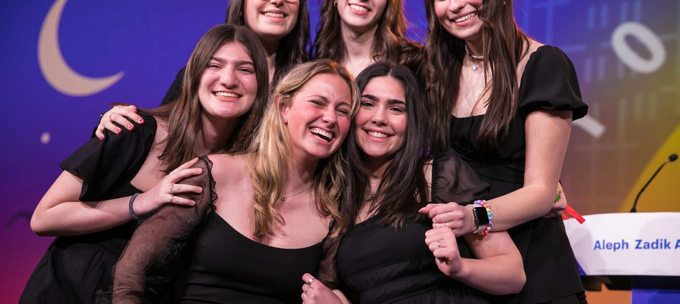 647ce2aa764a6514801250c0_Naomi Kales