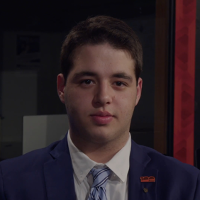 67c87338ce657afc0e6a4710_גאווין מאיירס