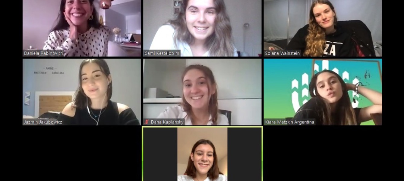 5f0dcaefec4c5896e6c58879_Header photo