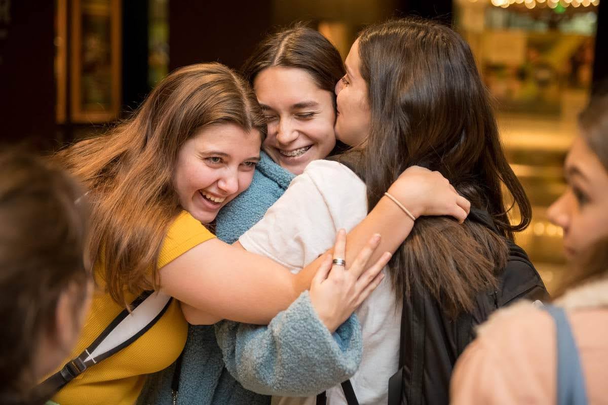 6082e1b8e13e913f535b3eaf_IC-Wed-Kandel-2