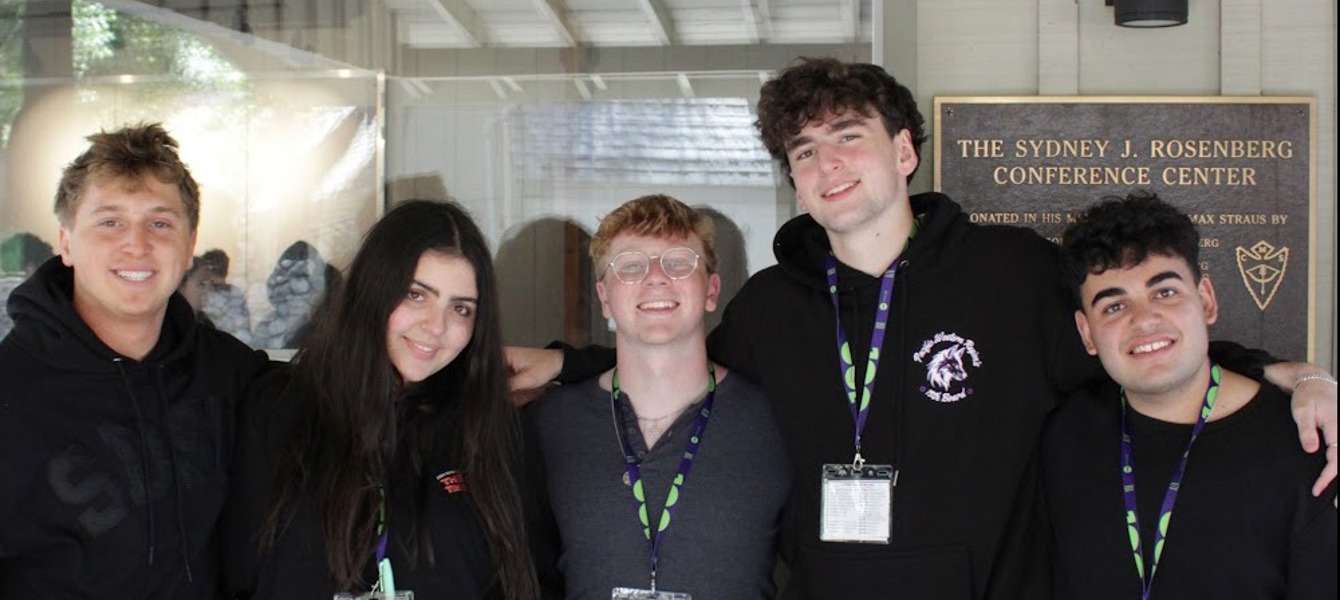 682b980e5c942391668a4171_PNG image