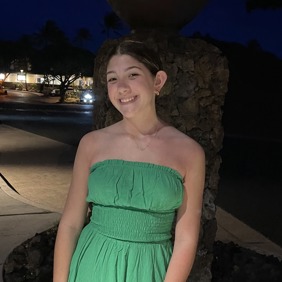 65440e4b68fe3d5b41f6a472_היילי ארנל