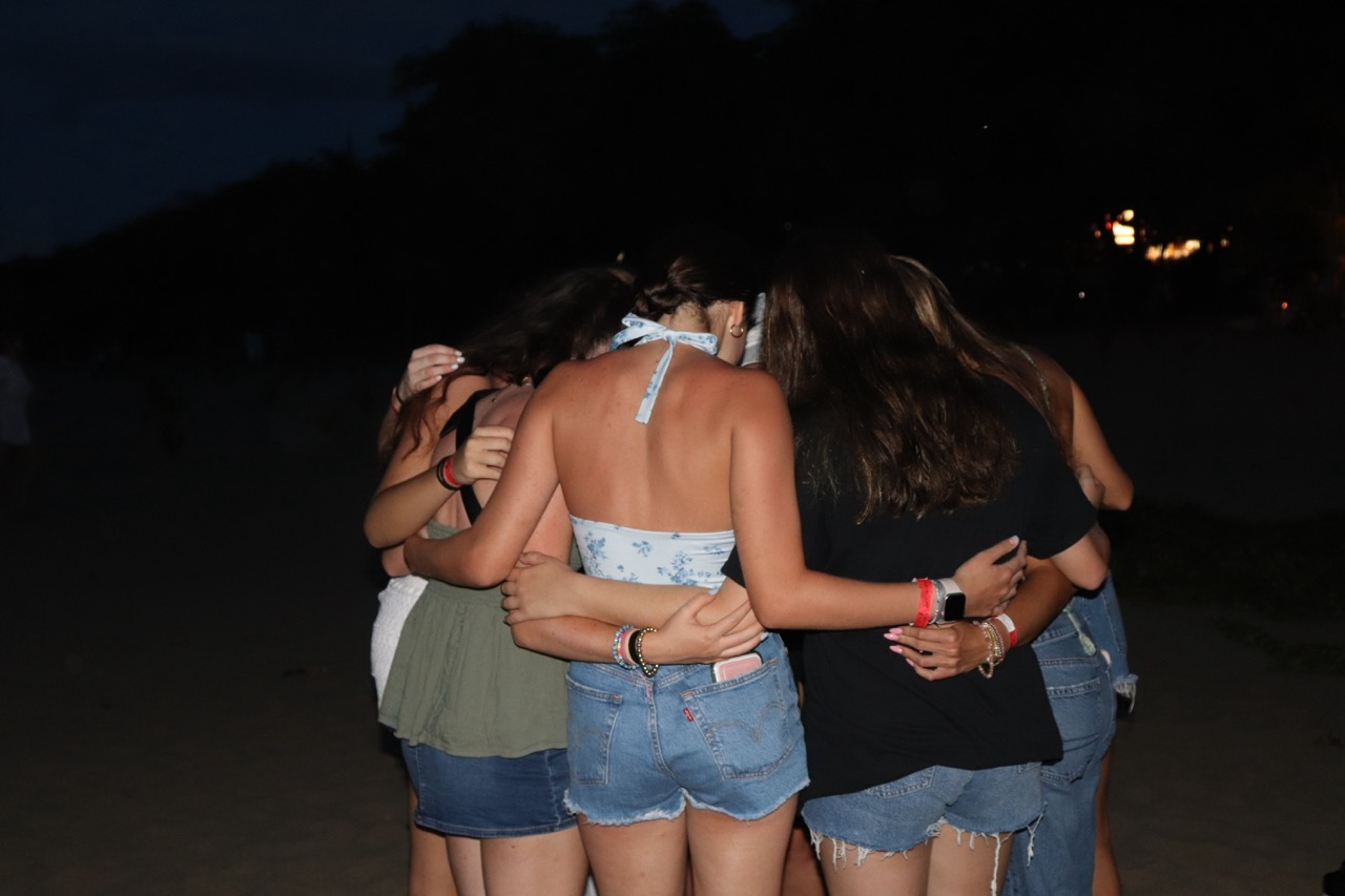 68643ce3a5e463d0717bccc4_IMG_1376 Large