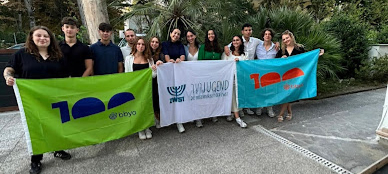 תמונה ראשית של 6580b6ab3c07af1888acb70e_lea