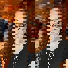 5be856b8aaba7aa5edec31c1_הרץ, לקסי