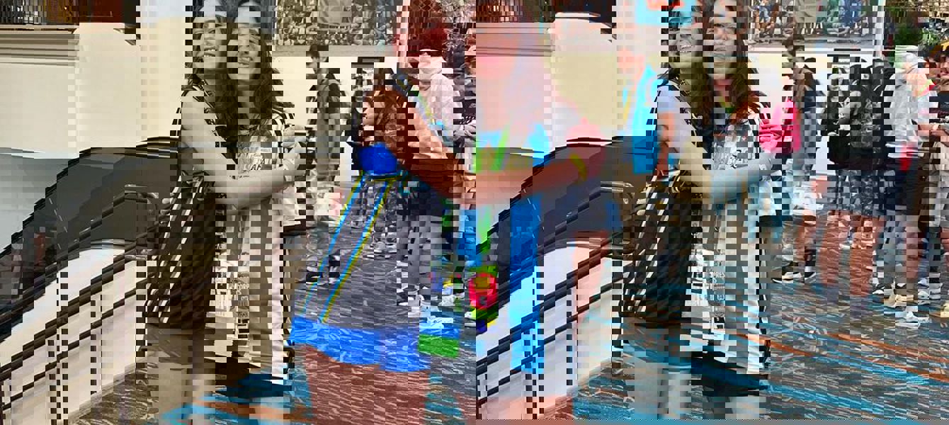 66e9c93813cbf54ac9b87e27_jenna