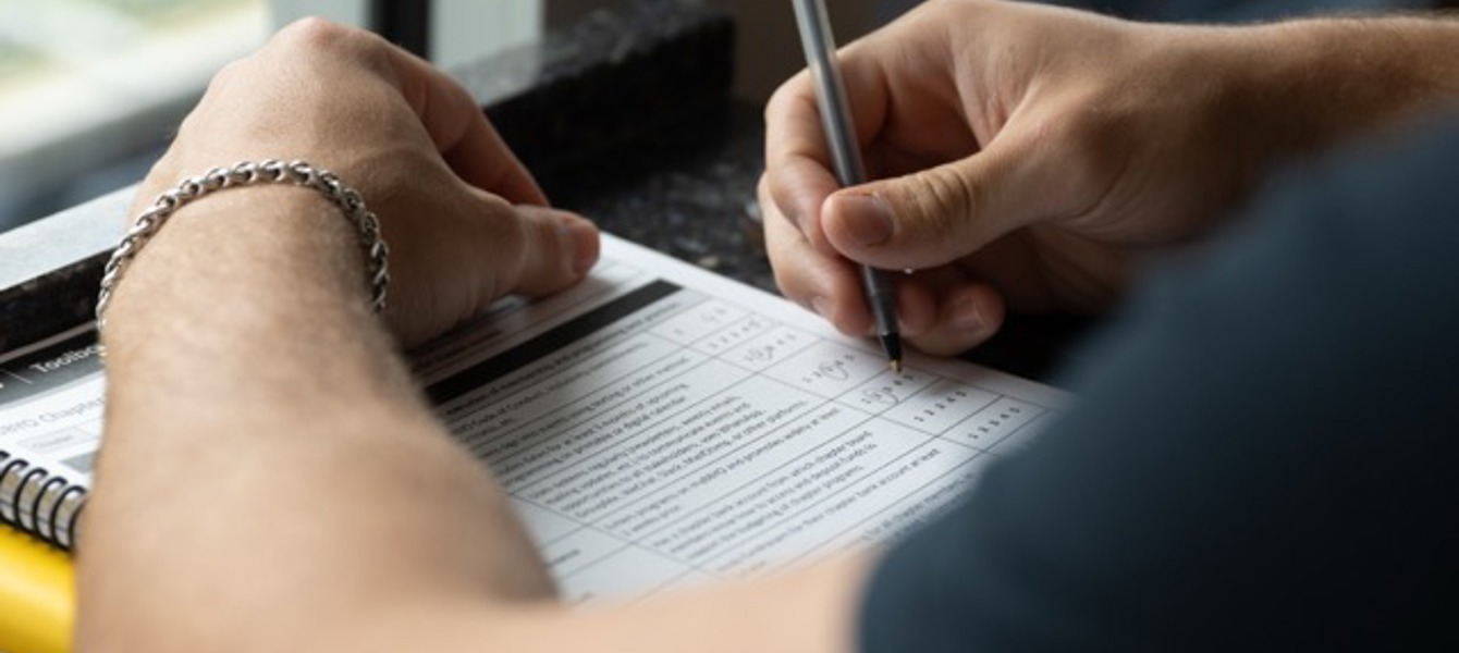 687010f607881b7d16a09853_Aaron Perrotta ILTC 8-15 ביולי בינוני