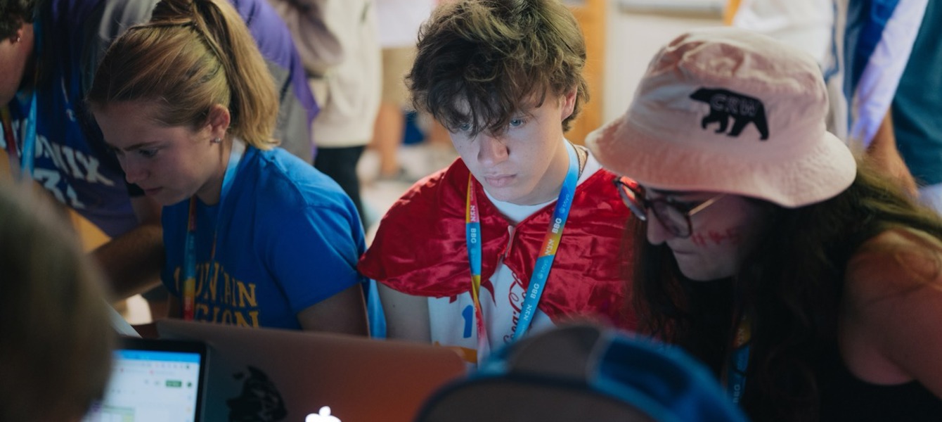 686ff87977153c6dde04029c_R1090853 Large