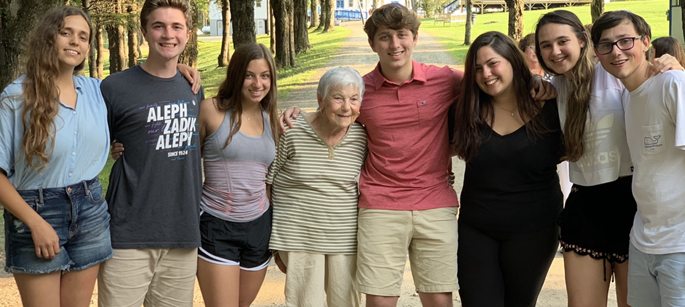 5e56d83c7e58c2ac5a574994_trudy sub 2