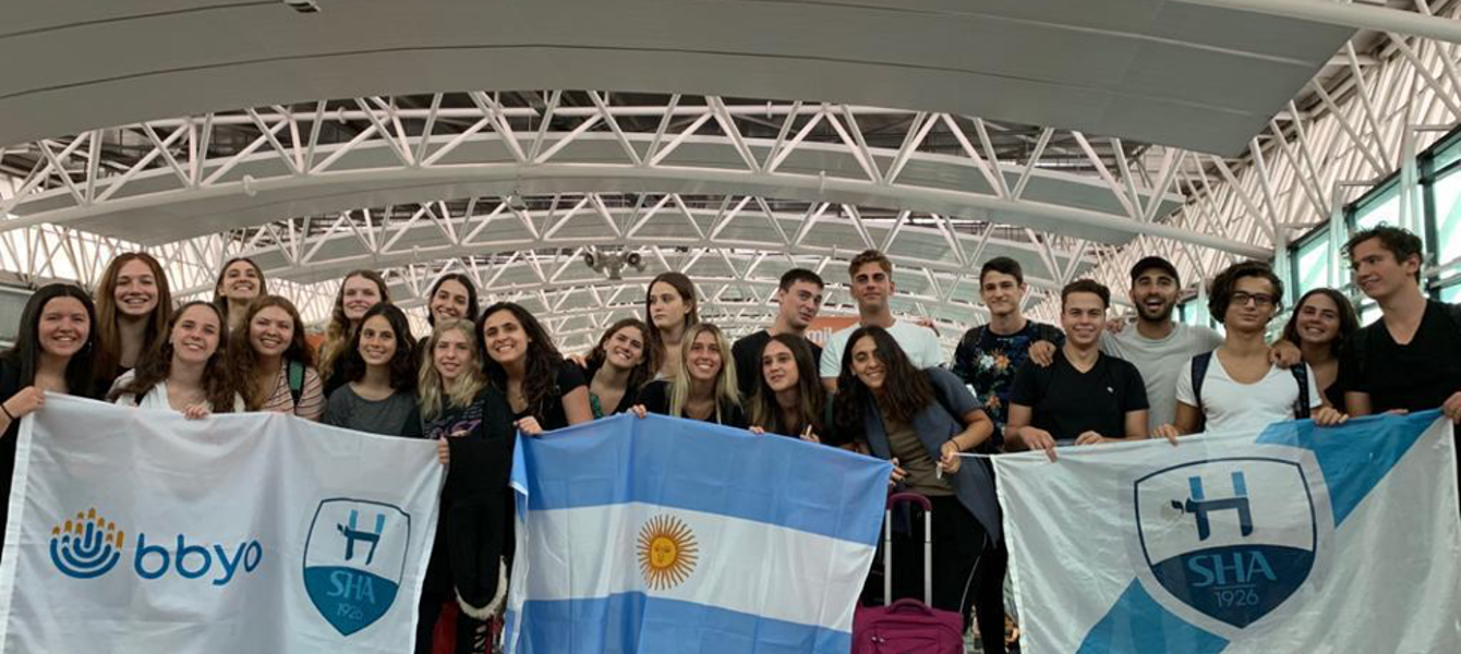 5e40d487c706c11282607aff_Argentina Delegation Departure