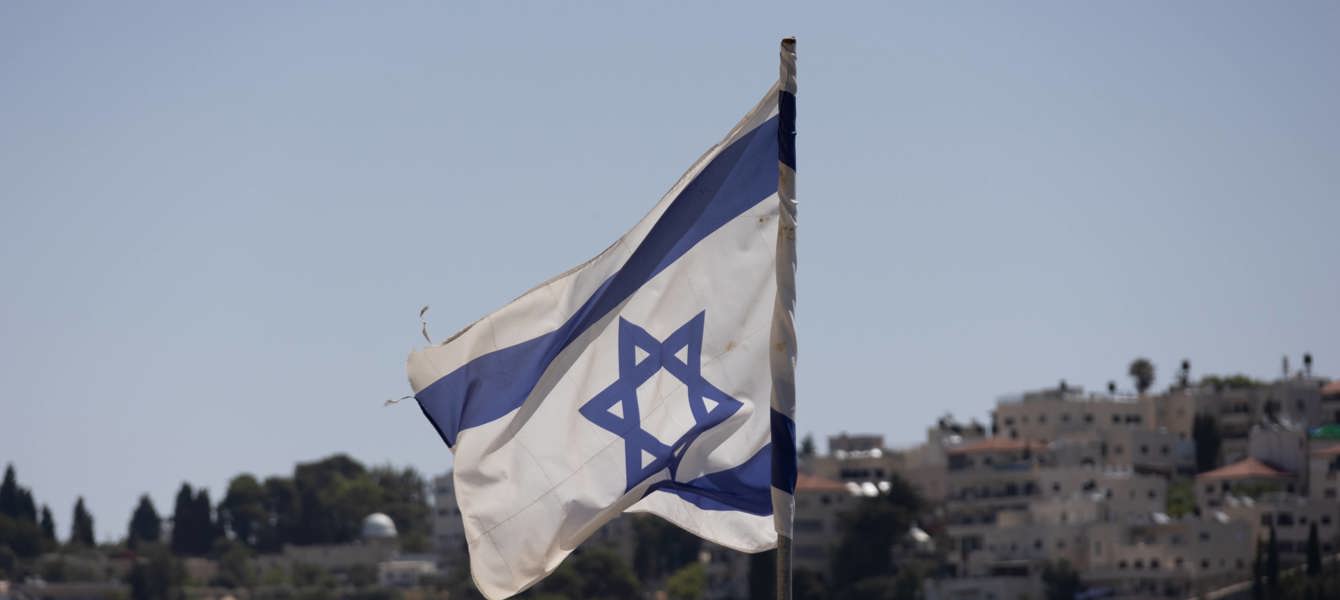 65397fe3910de9da6c0816c4_מסע לגיל הזהב בישראל 23 אוטובוס E - 32