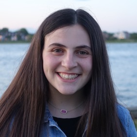 5dd704254e896a4b8044e90c_חנה קנטור