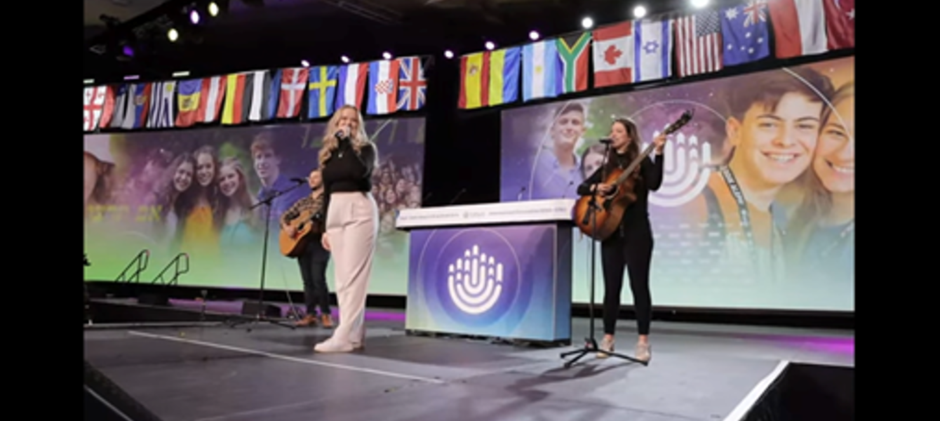 62101ce2ffd1e4abd6750ff8_ג'ייסון 1