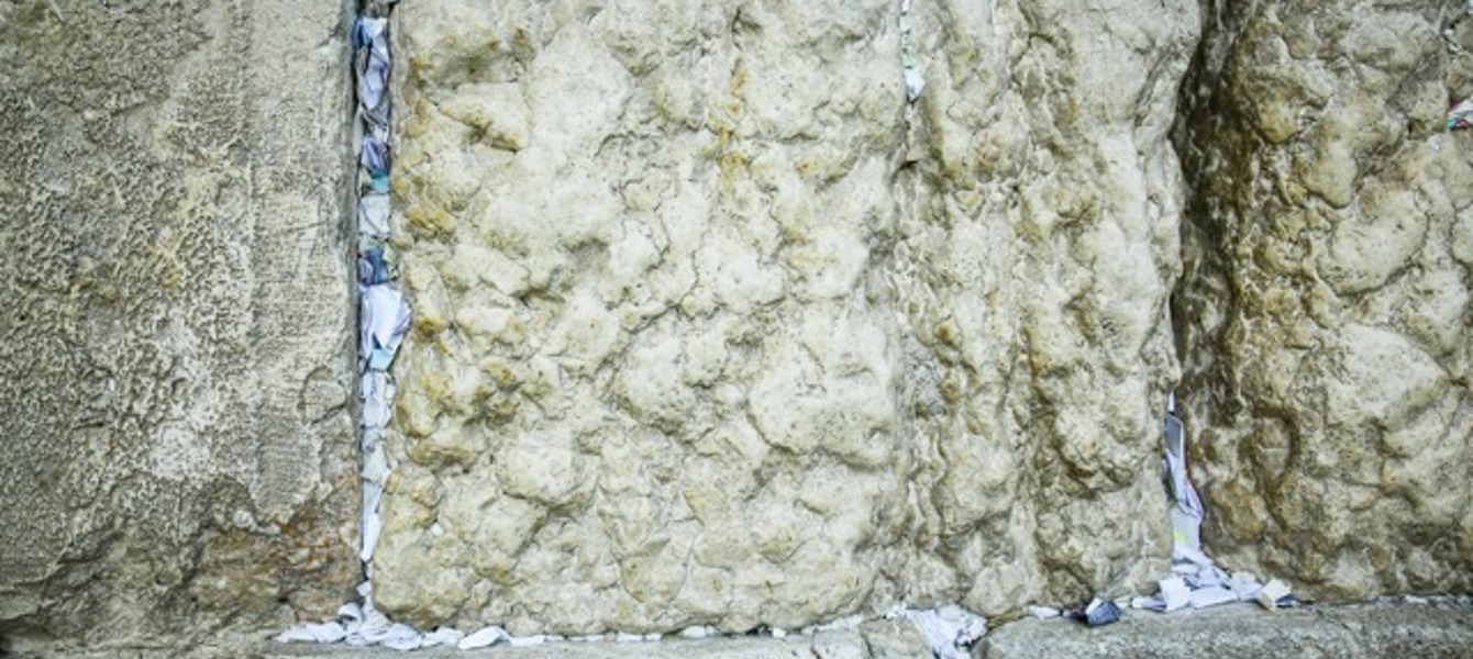 68700f9d18eb6352228ed93c_B-71 Medium