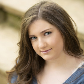 654d4f39866ce1bee4db8329_אייברי פוקס