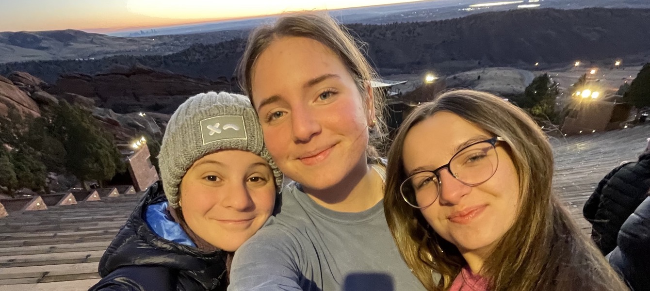 639cb9c483c125763ebc2fc4_IMG-5011