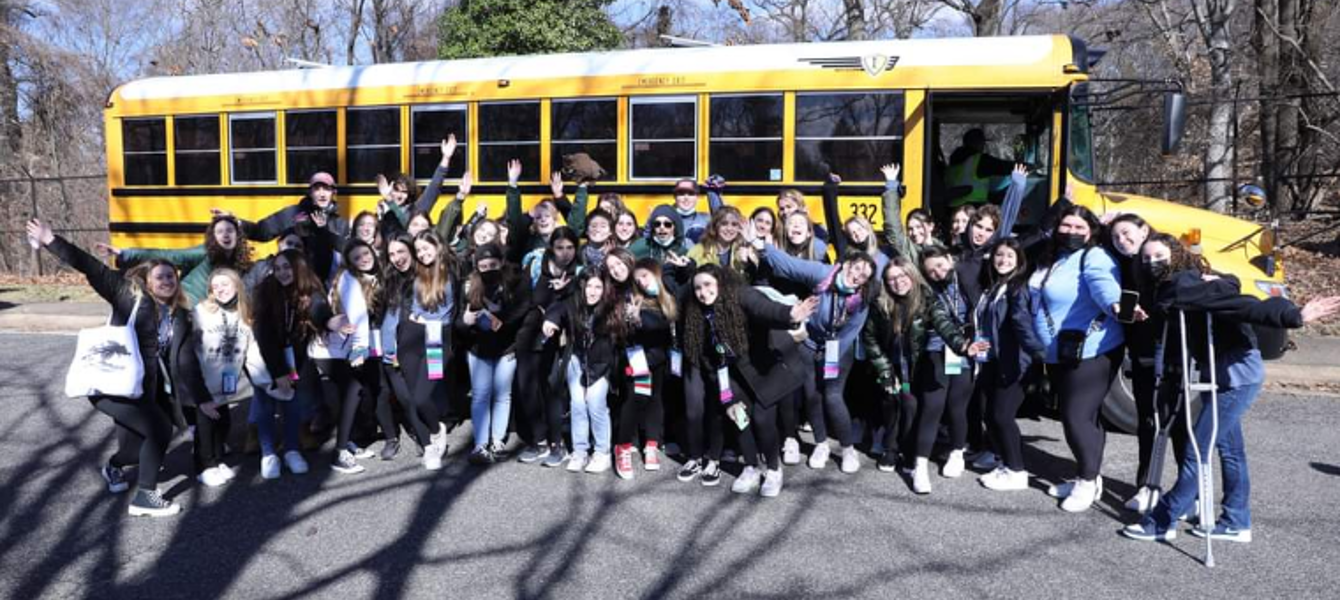 62102095f6b27435f0779985_הת'ר 1